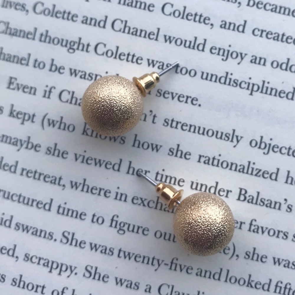 🔴 3/30$ Classic Gold Tone Ball Stud Earrings